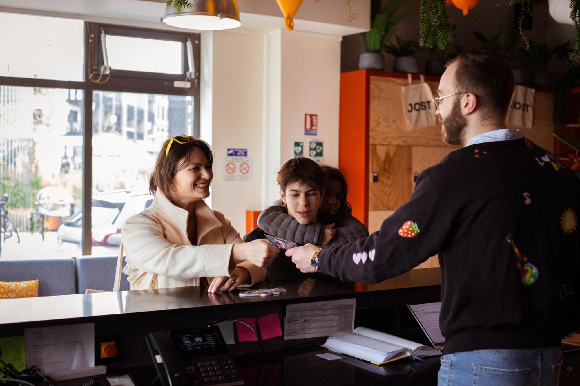 Jost Hostel Le Havre Centre Gare エクステリア 写真